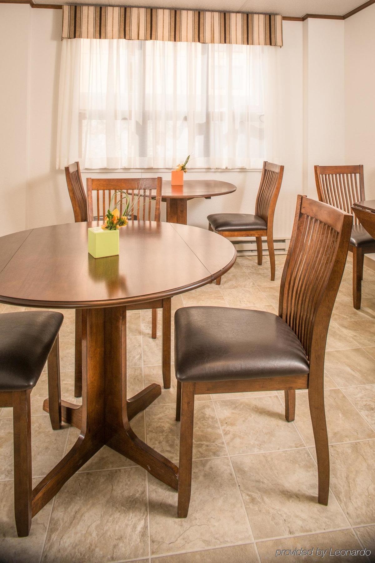 אנקורג' The Voyager Inn מראה חיצוני תמונה